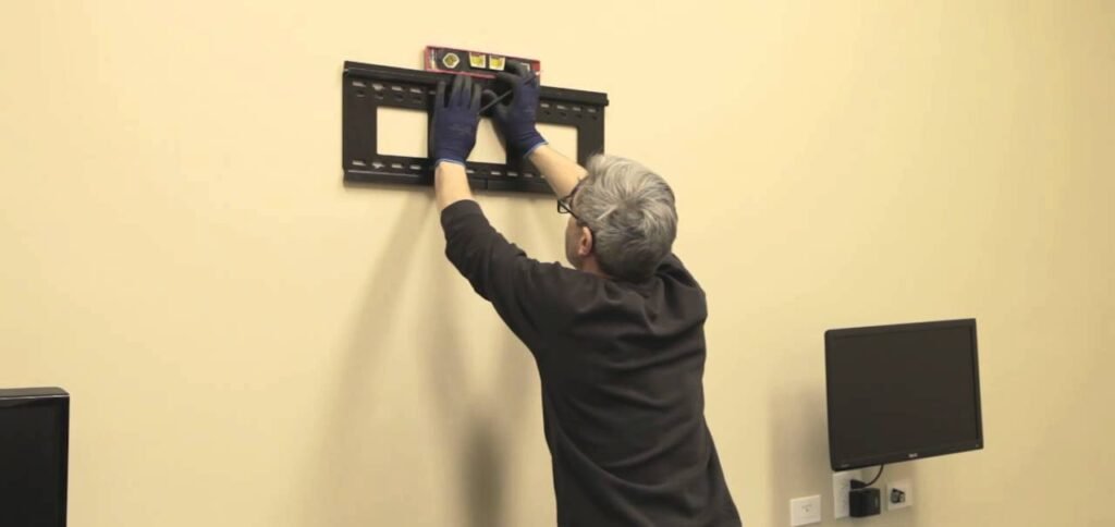 Installing the TV Wall Mount